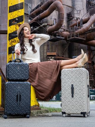 💼 Italský styl 🇮🇹 a prémiová kvalita se tu potkávají v dokonalé harmonii. Atypický tvar, který si zamiluješ na první...